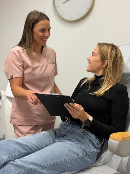 Konsultacja z klientką w Callio Beauty Salon